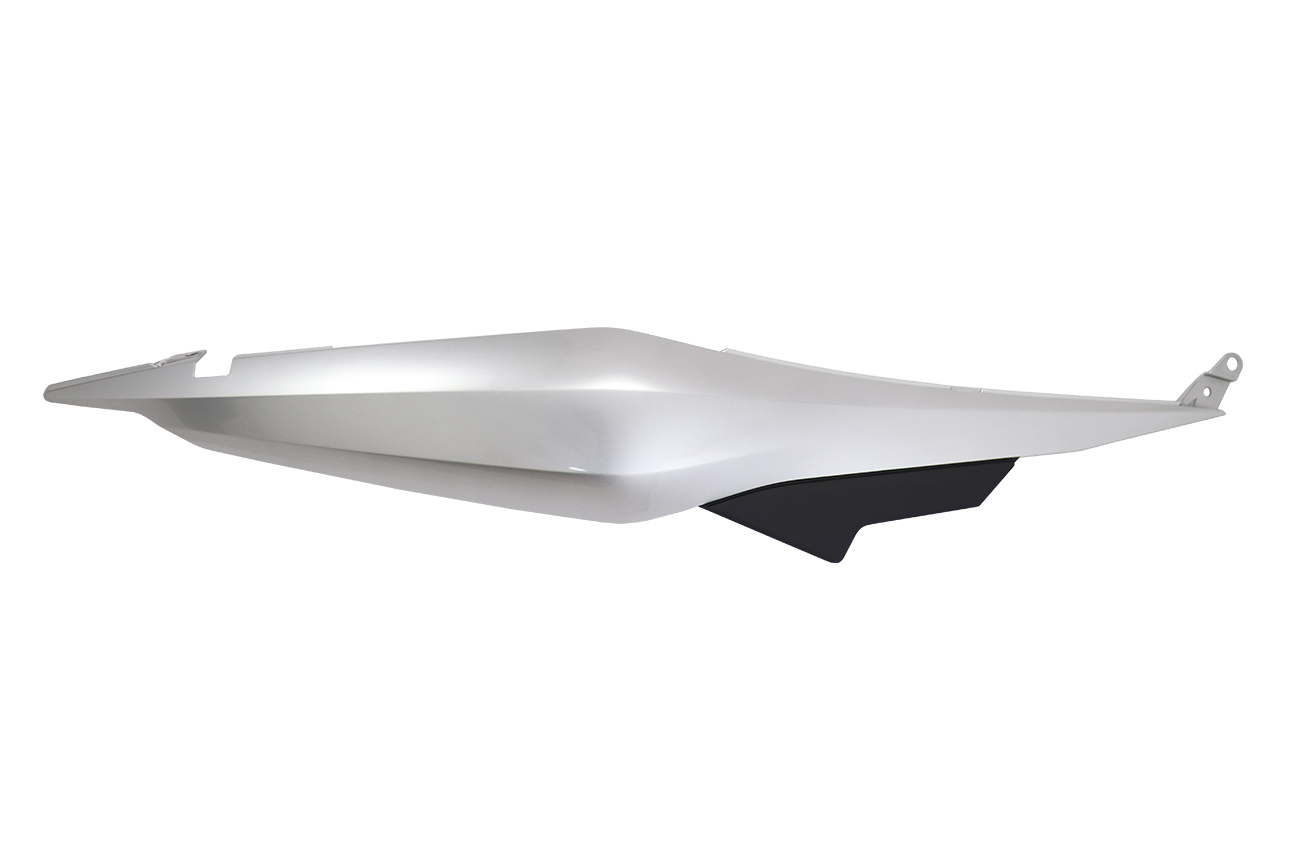 Καπάκι Δεξί Ασημί/AS-R OEM X-CITE135