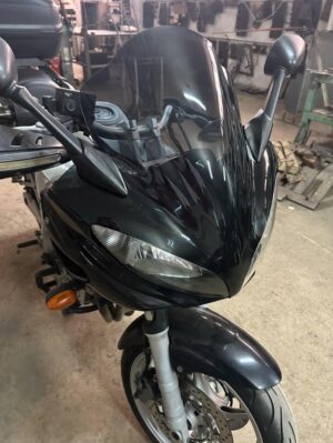 Ζελατινα για Yamaha FZ6 Fazer 600 2004-2007 τποθετημενη σε μοτοσυκλετα