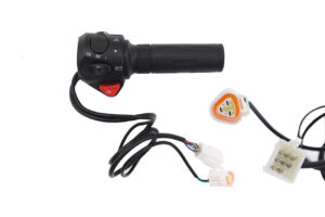 Διακόπτης ON/OFF Δεξιός TS HUNTER  2500WATT/L3E-A1,TC WANDERER 2500WATT/L3E-A1