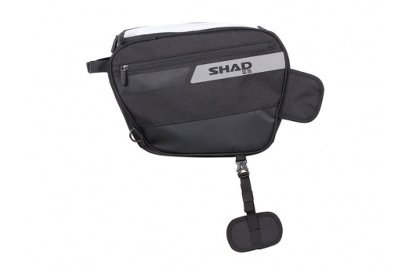 Βαλιτσάκι Μαλακό SCOOTER SHAD X0SC25 Μαύρο Μπροστά στα Πόδια - Image 3