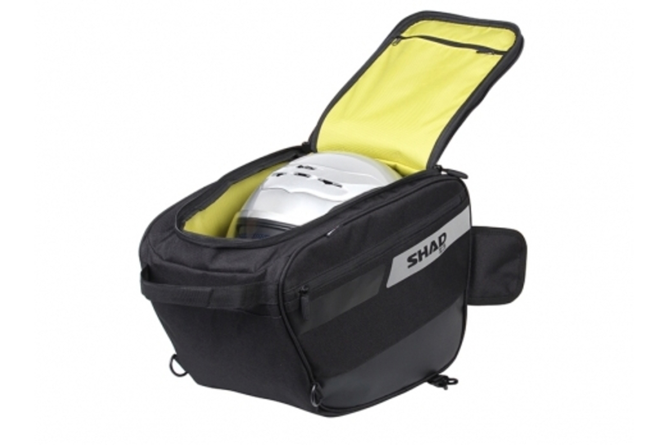 Βαλιτσάκι Μαλακό SCOOTER SHAD X0SC25 Μαύρο Μπροστά στα Πόδια - Image 4